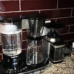 Hostwise Stays - The Grandview - Great City Views - Brand New Remodel