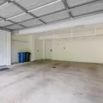New 3 Bdrm - Mt Washington - Garage