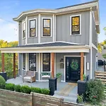 Fantastic Family Home In Central Mount Washington