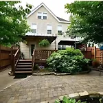Cozy Stay In Pittsburgh