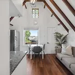 Shadyside, Pittsburgh, Modern And Stylish 1 Bedroom Unit5 With Free Parking