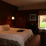 Mcknight Hotel