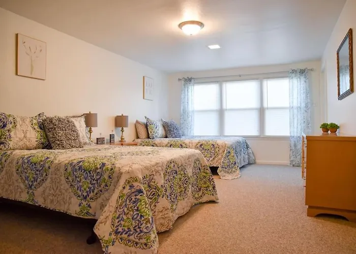 Relax & Feel At Home During Your Pittsburgh Stay