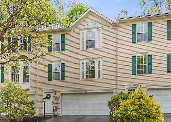 New 3 Bdrm - Mt Washington - Garage