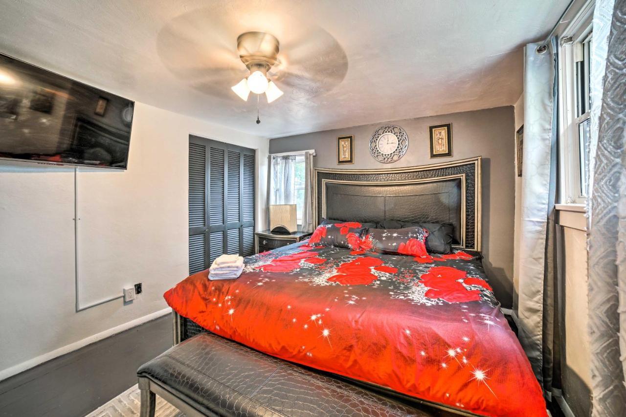 With Pool, Fire Pit And Game Holiday home