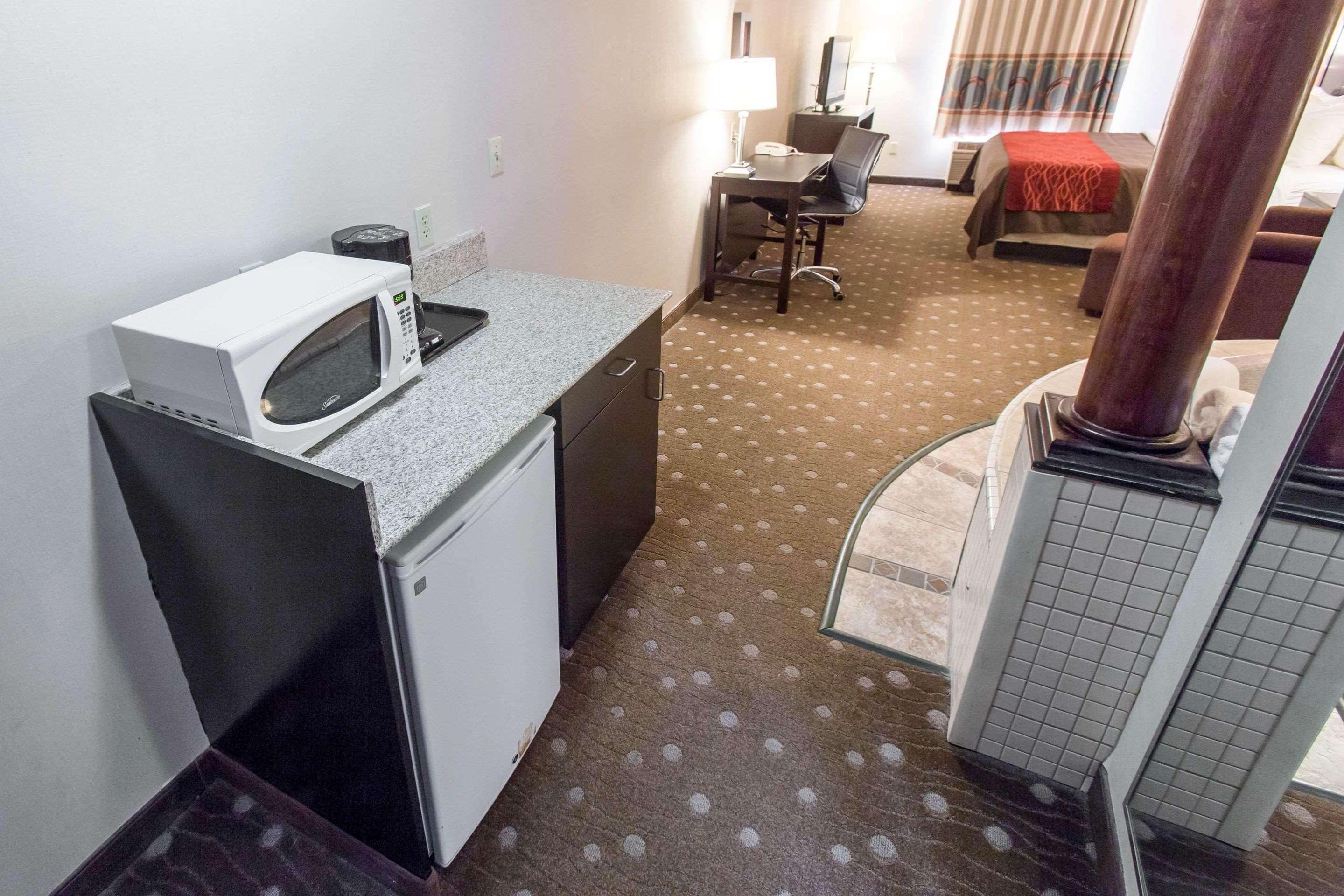 Comfort Inn 3*