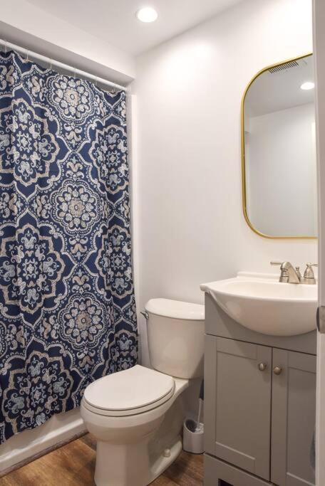 Perfect Mount Washington Walkable W Parking Apartment