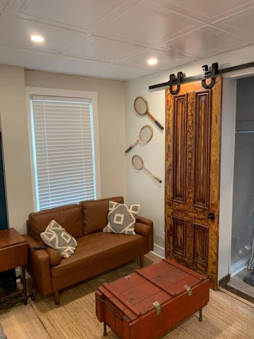 Refined New Construction 1 Mile From Town Apartment Pittsburgh