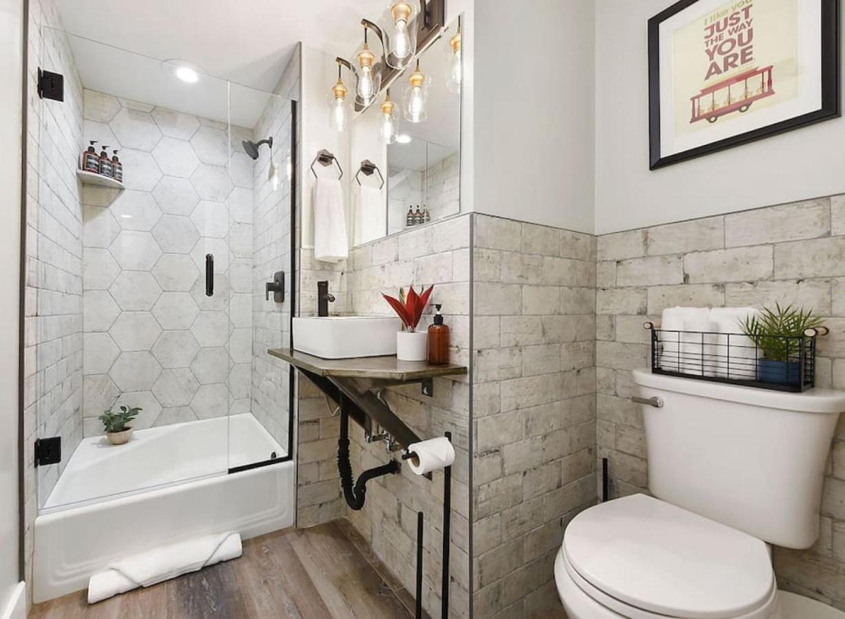 Apartment Hostwise - The Grandview - Great Views - Brand New Remodel *