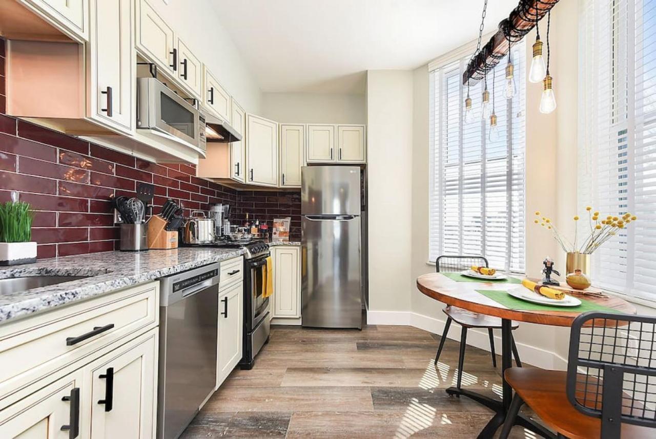 Apartment Hostwise - The Grandview - Great Views - Brand New Remodel *