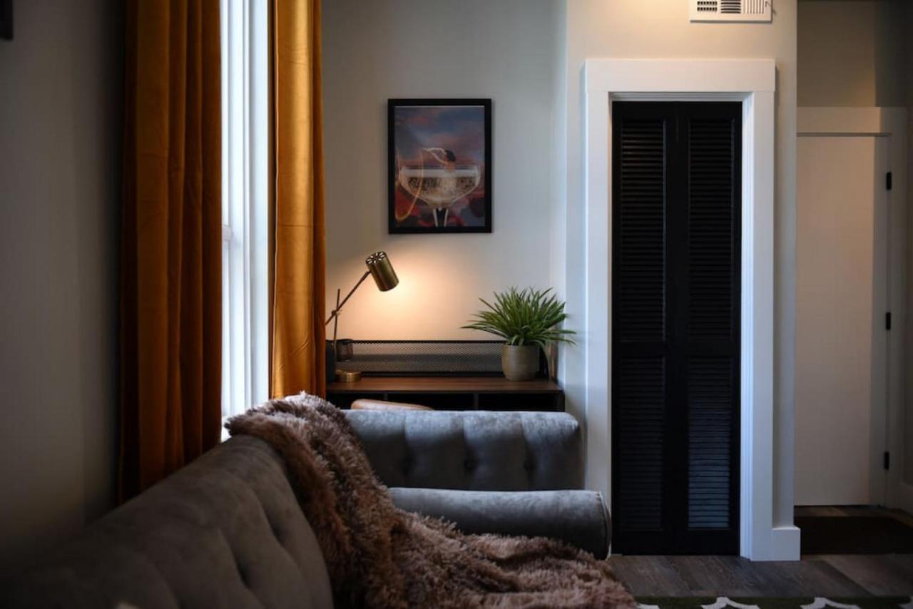 Hostwise - The Grandview - Great Views - Brand New Remodel Apartment