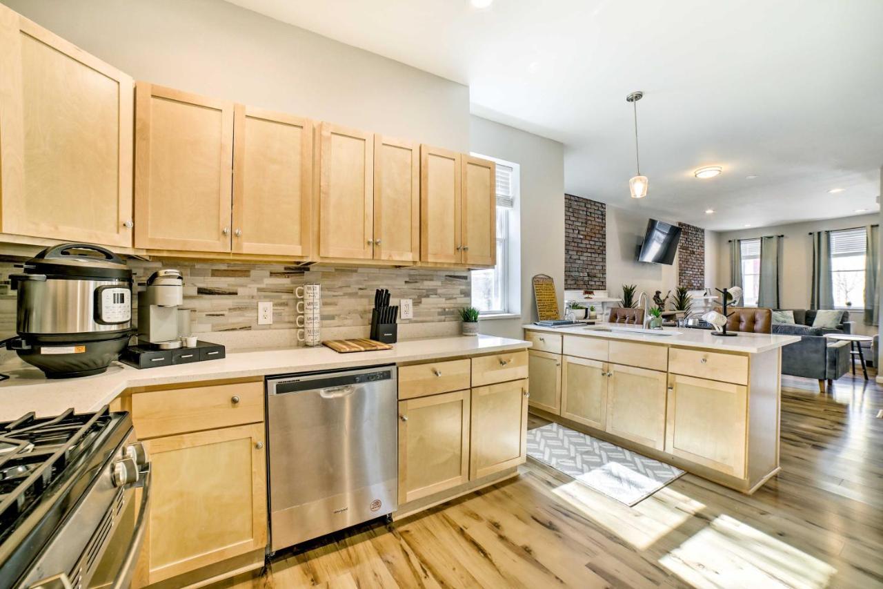 Holiday home Townhome 1 Mi To Downtown