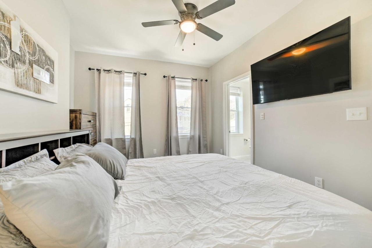 Townhome 1 Mi To Downtown Holiday home *