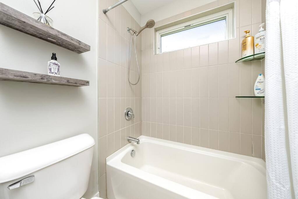 Stadiumview Villa: Pet-friendly 4br With Vistas Holiday home *