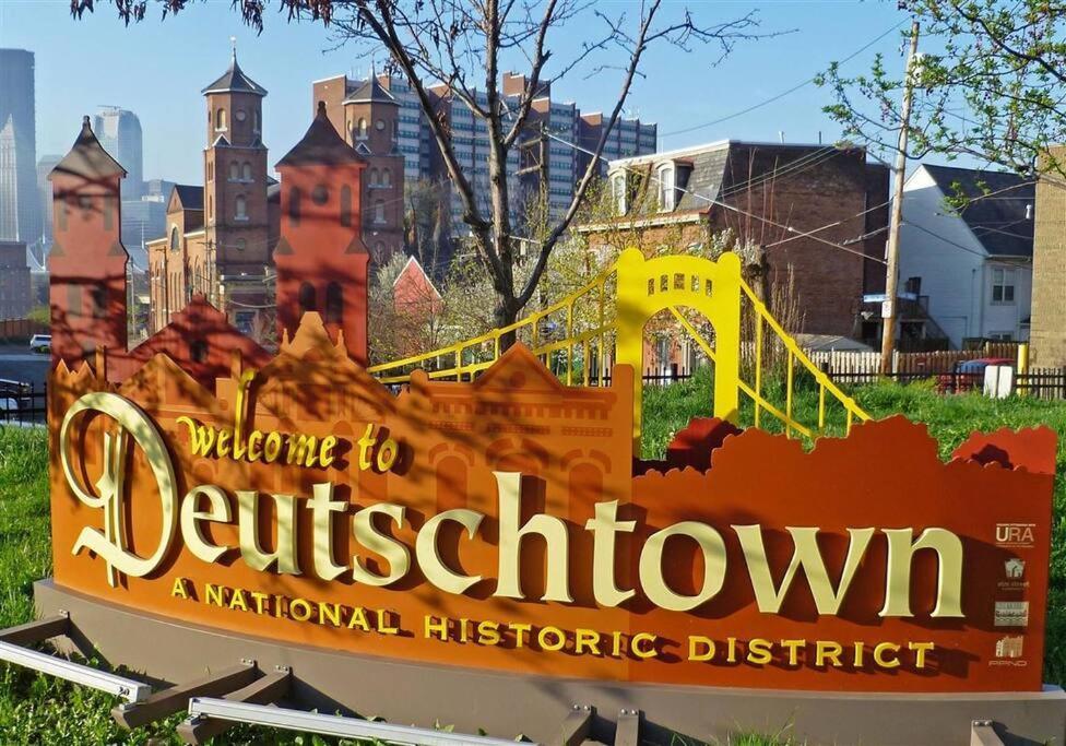 Holiday home Stadiumview Villa: Pet-friendly 4br With Vistas Pittsburgh