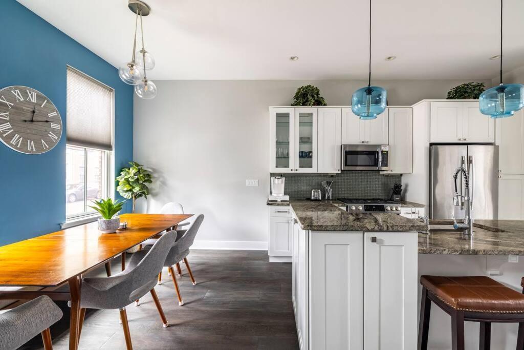 Holiday home Stadiumview Villa: Pet-friendly 4br With Vistas *
