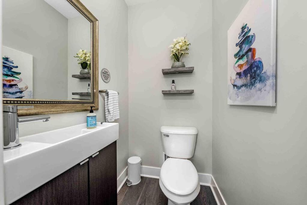 Stadiumview Villa: Pet-friendly 4br With Vistas Holiday home Pittsburgh