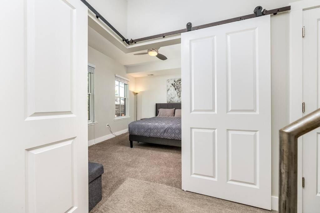Stadiumview Villa: Pet-friendly 4br With Vistas * Pittsburgh