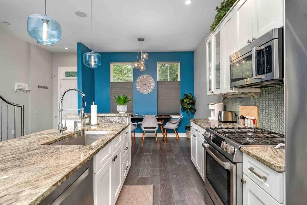 Stadiumview Villa: Pet-friendly 4br With Vistas Holiday home Pittsburgh