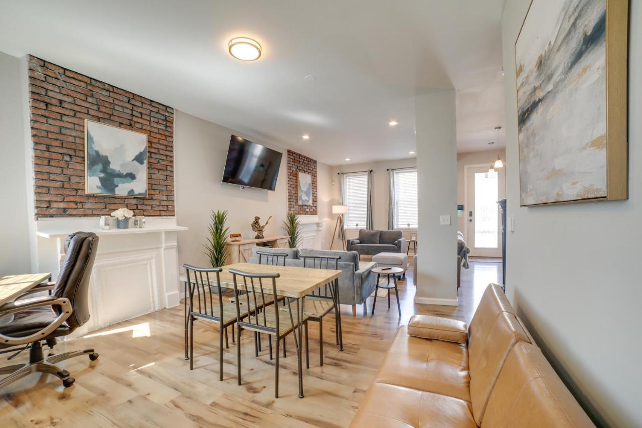Townhome 1 Mi To Downtown Holiday home *