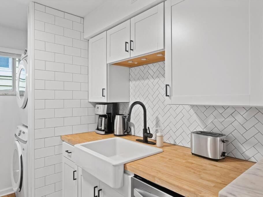 Stylish And Modern 2bdr In Millvale/lawrenceville
