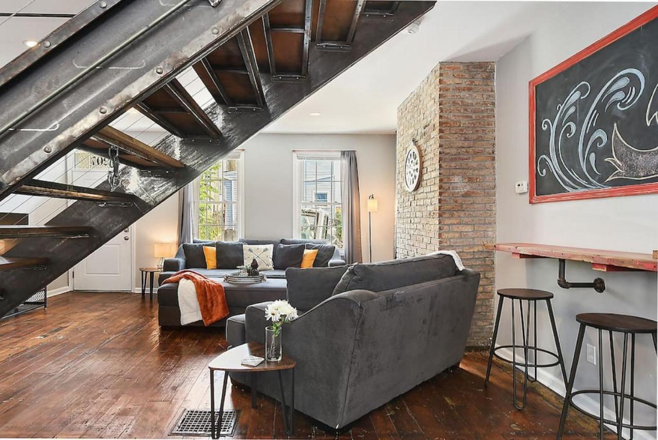 Ferienhaus Boat House - Beautiful Custom Space, Two King Beds