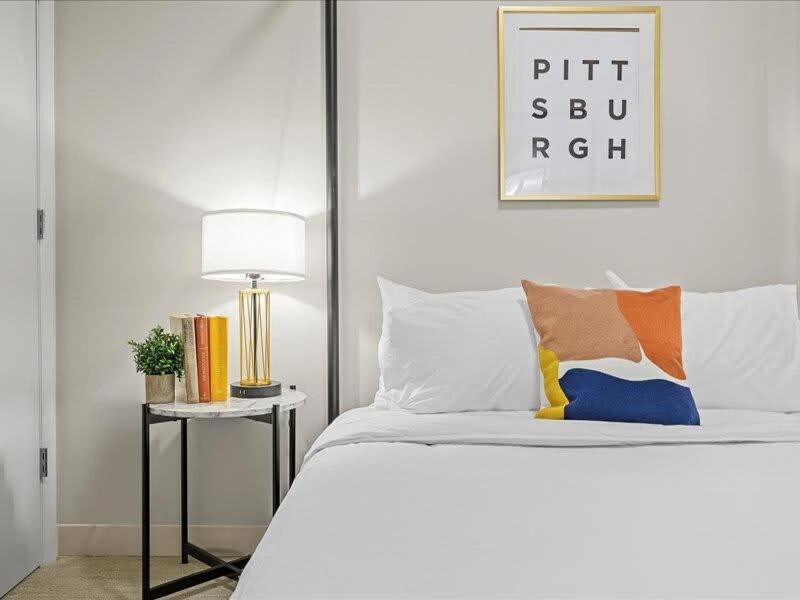 Cozysuites Stunning 1br, Downtown Pittsburgh