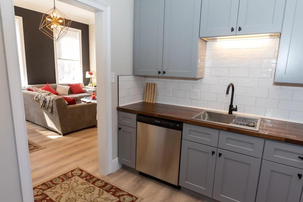 Apartamento Historic & Sophisticated Walk To Casino Stadiums Pittsburgh