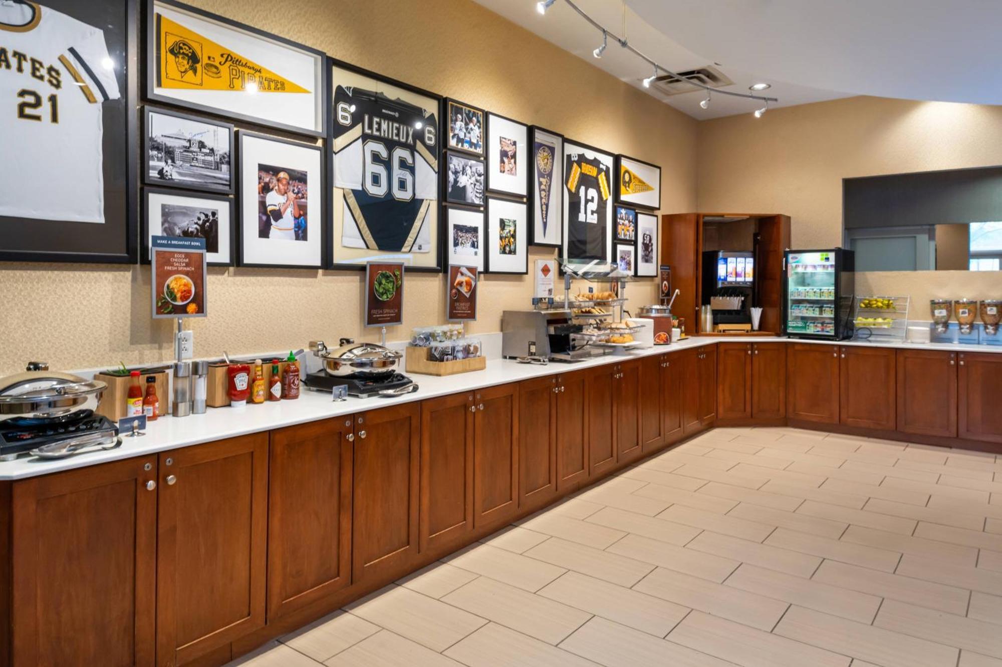 Hotel Springhill By Marriott North Shore 3*