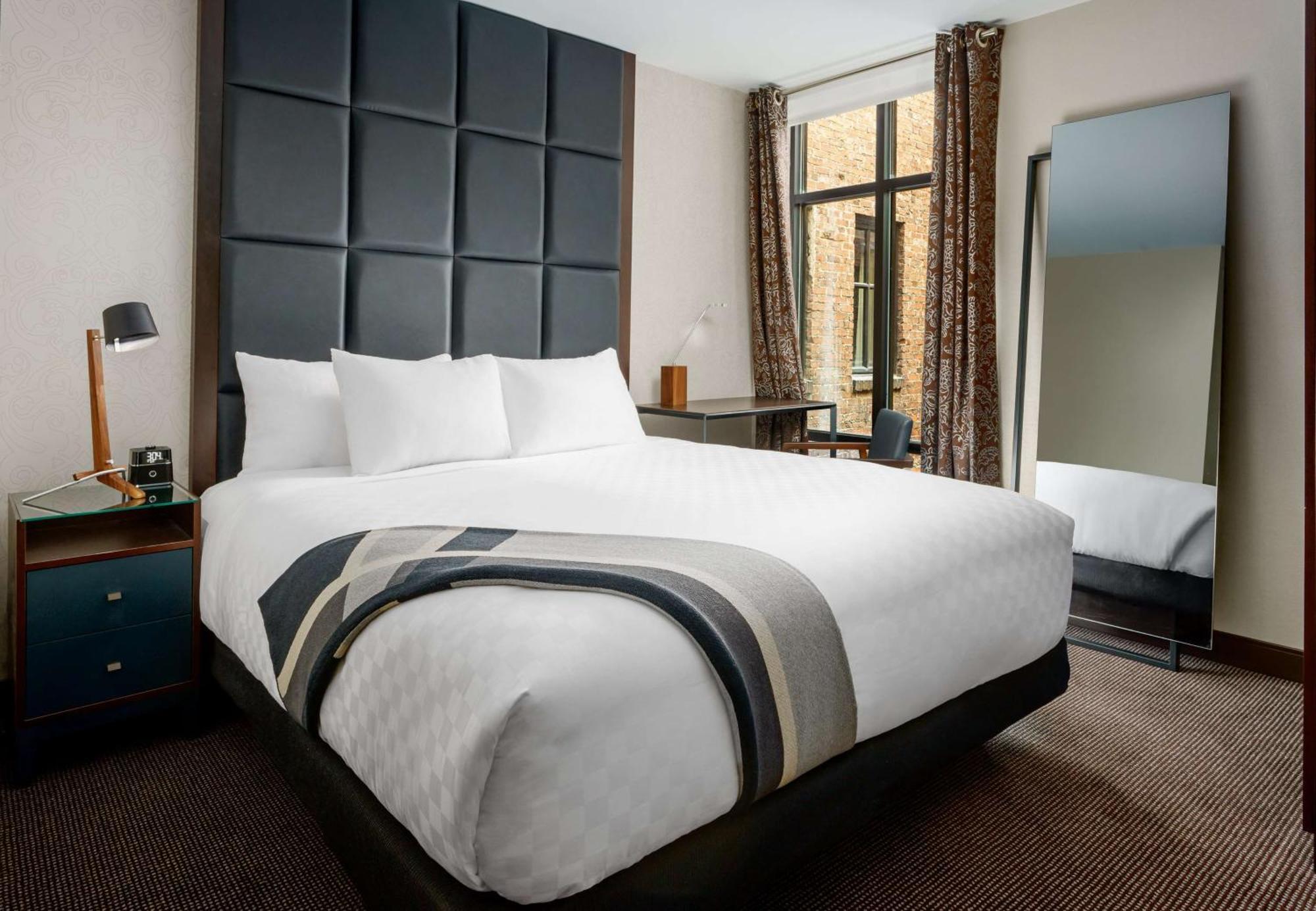 Hotel Joinery Pittsburgh, Curio Collection By Hilton Pittsburgh