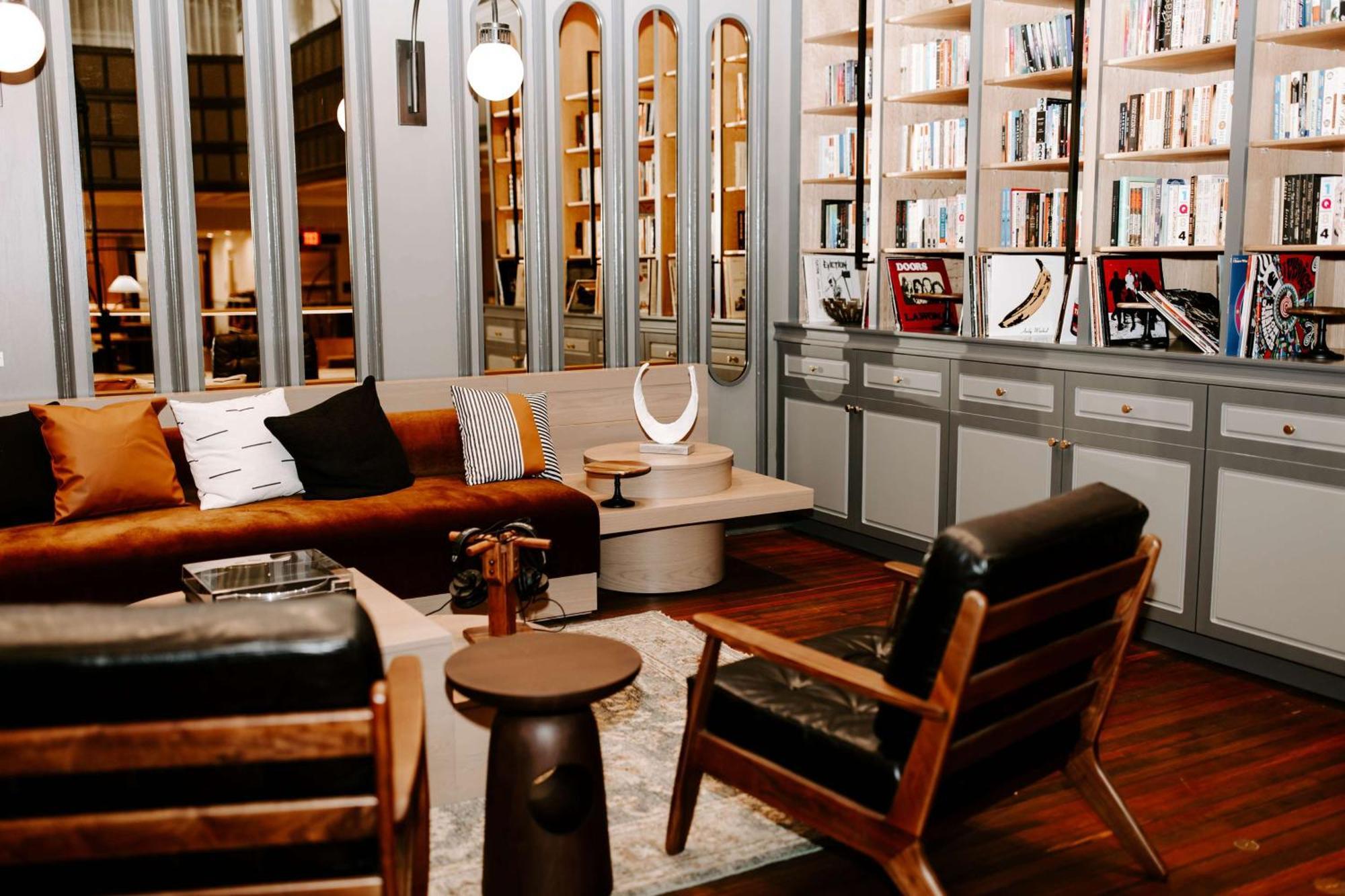 Joinery Pittsburgh, Curio Collection By Hilton Pittsburgh