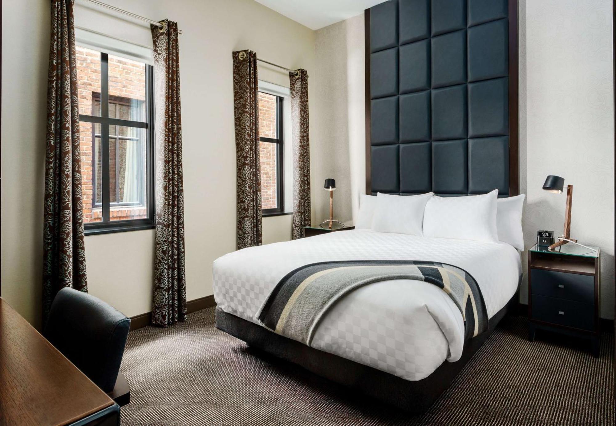 Hotel Joinery Pittsburgh, Curio Collection By Hilton 4*