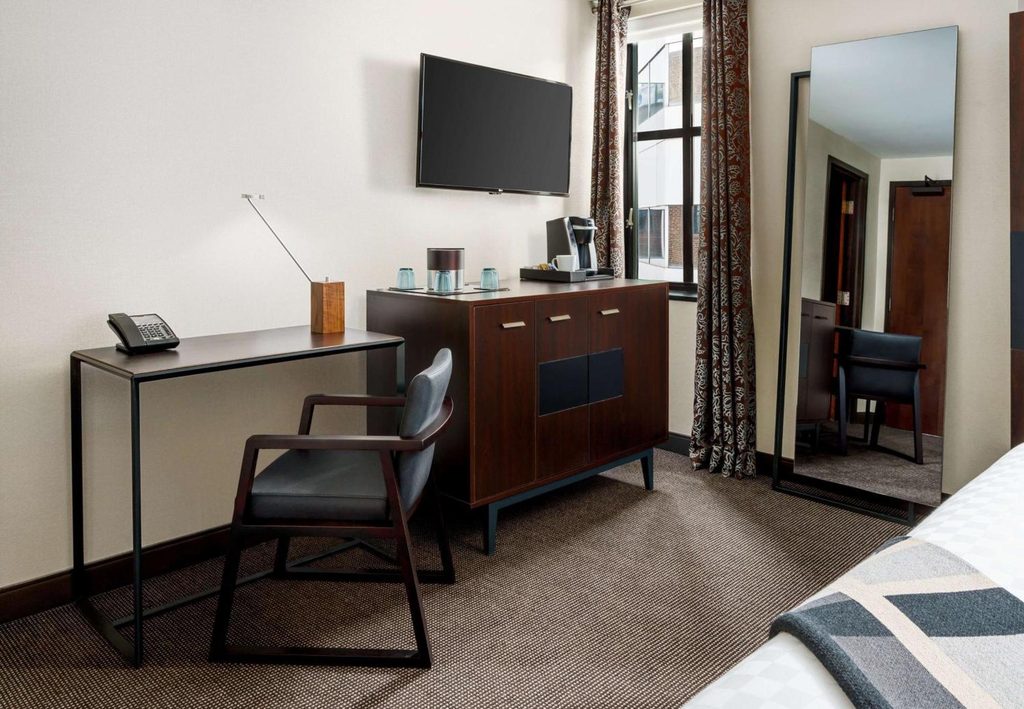 Joinery Pittsburgh, Curio Collection By Hilton 4* Pittsburgh