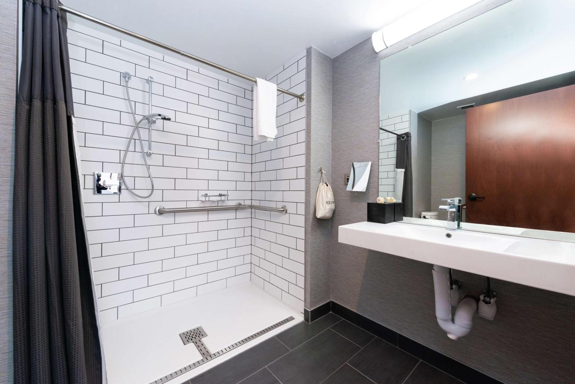 Joinery Pittsburgh, Curio Collection By Hilton Pittsburgh