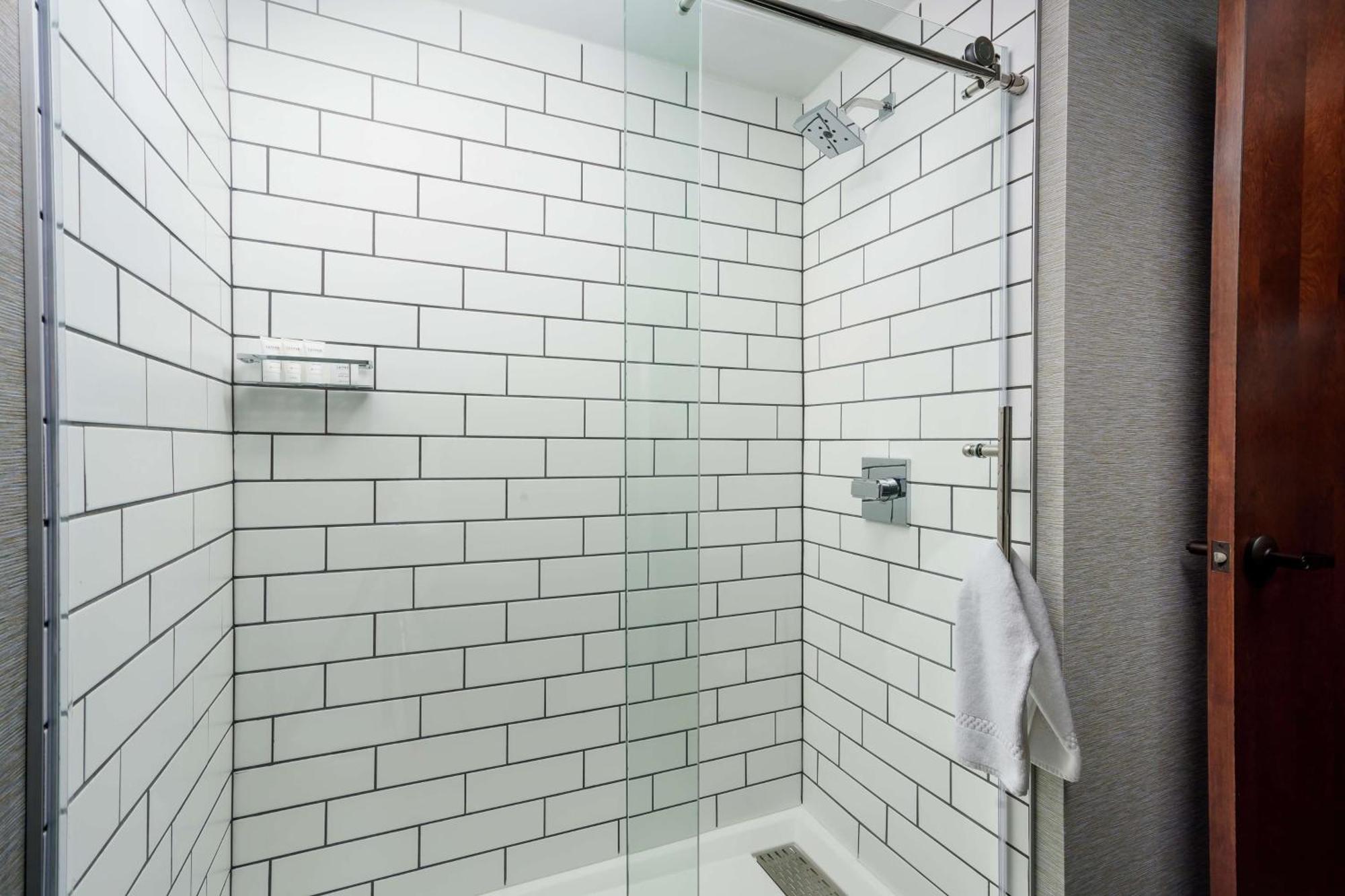 Hotel Joinery Pittsburgh, Curio Collection By Hilton Pittsburgh