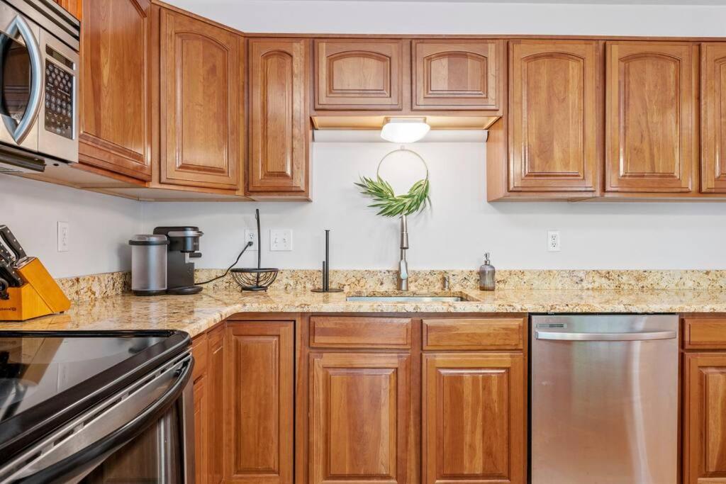 New 3 Bdrm - Mt Washington - Garage Holiday home