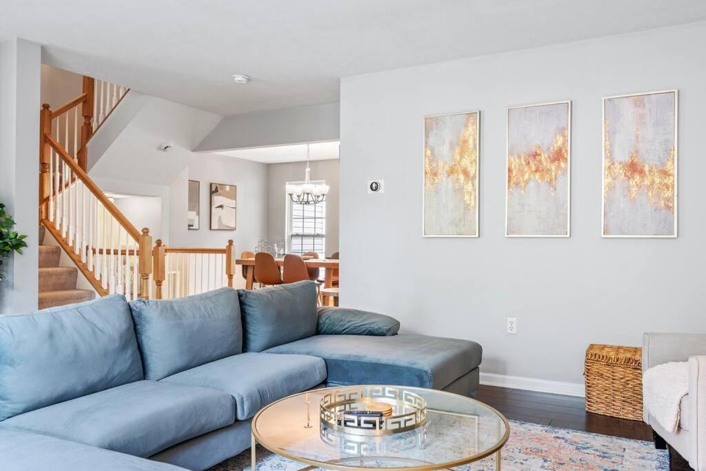 New 3 Bdrm - Mt Washington - Garage Holiday home