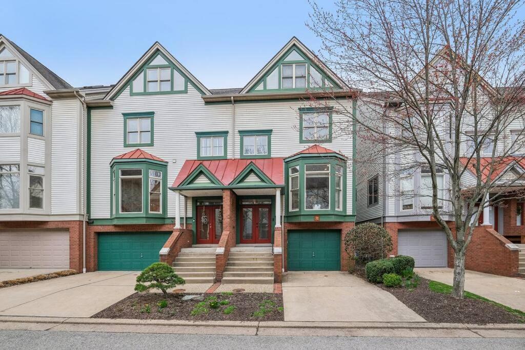 Charming, Washington's Landing Island * Pittsburgh