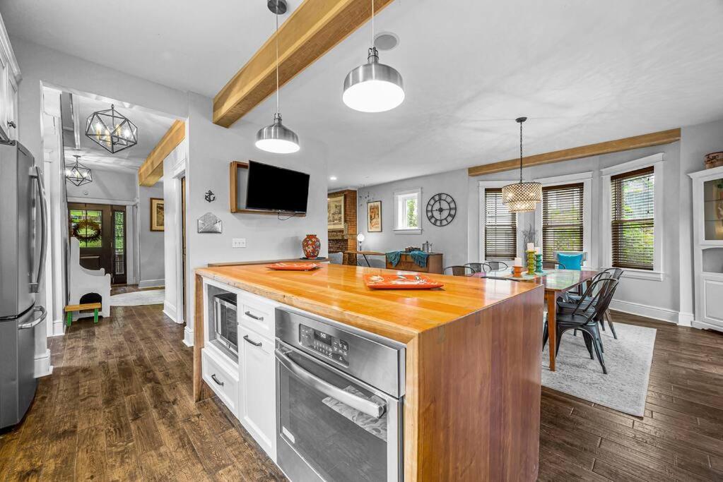 Fantastic Family In Mount Washington * Pittsburgh