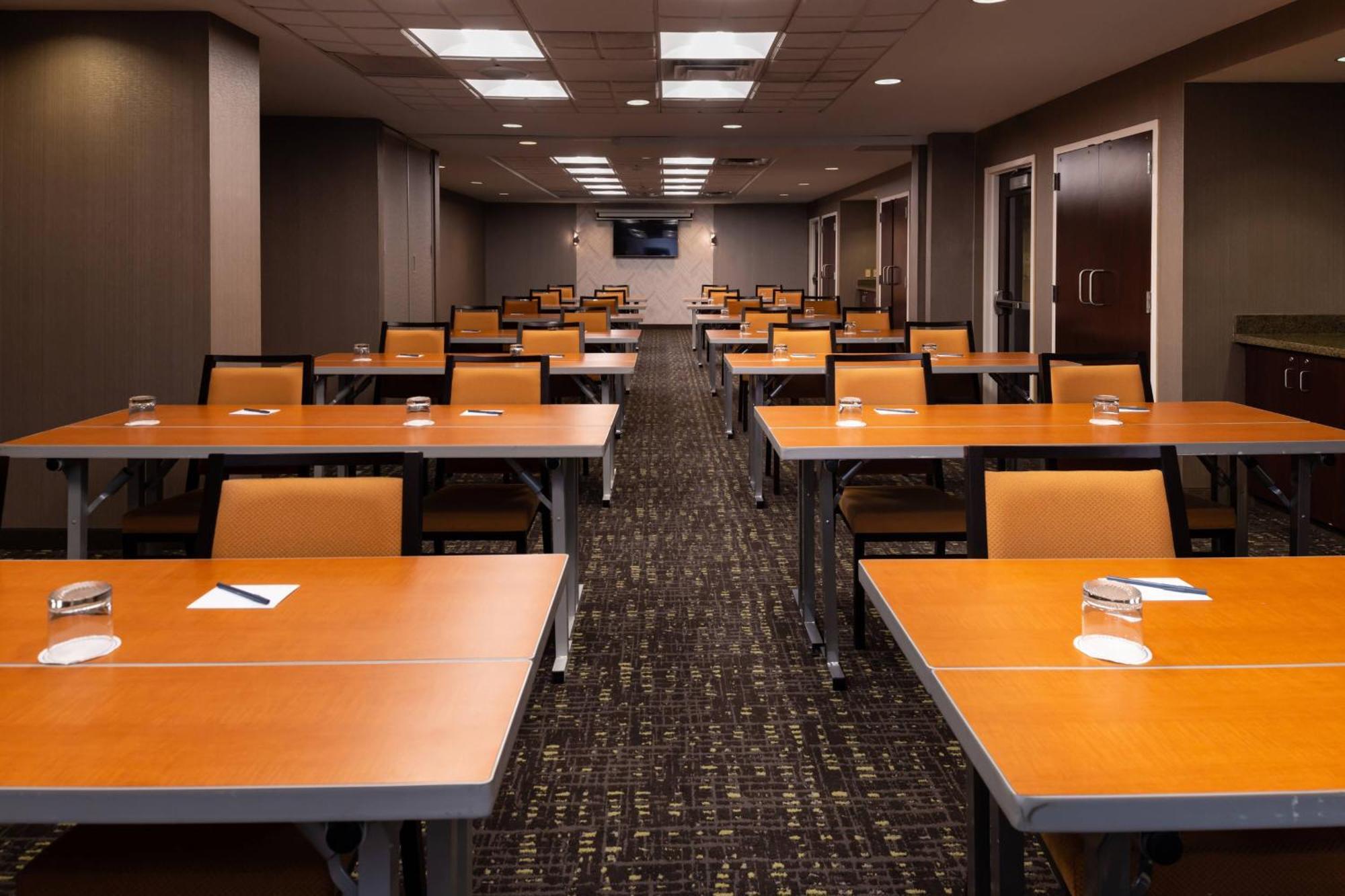 Springhill By Marriott North Shore Hotel Pittsburgh
