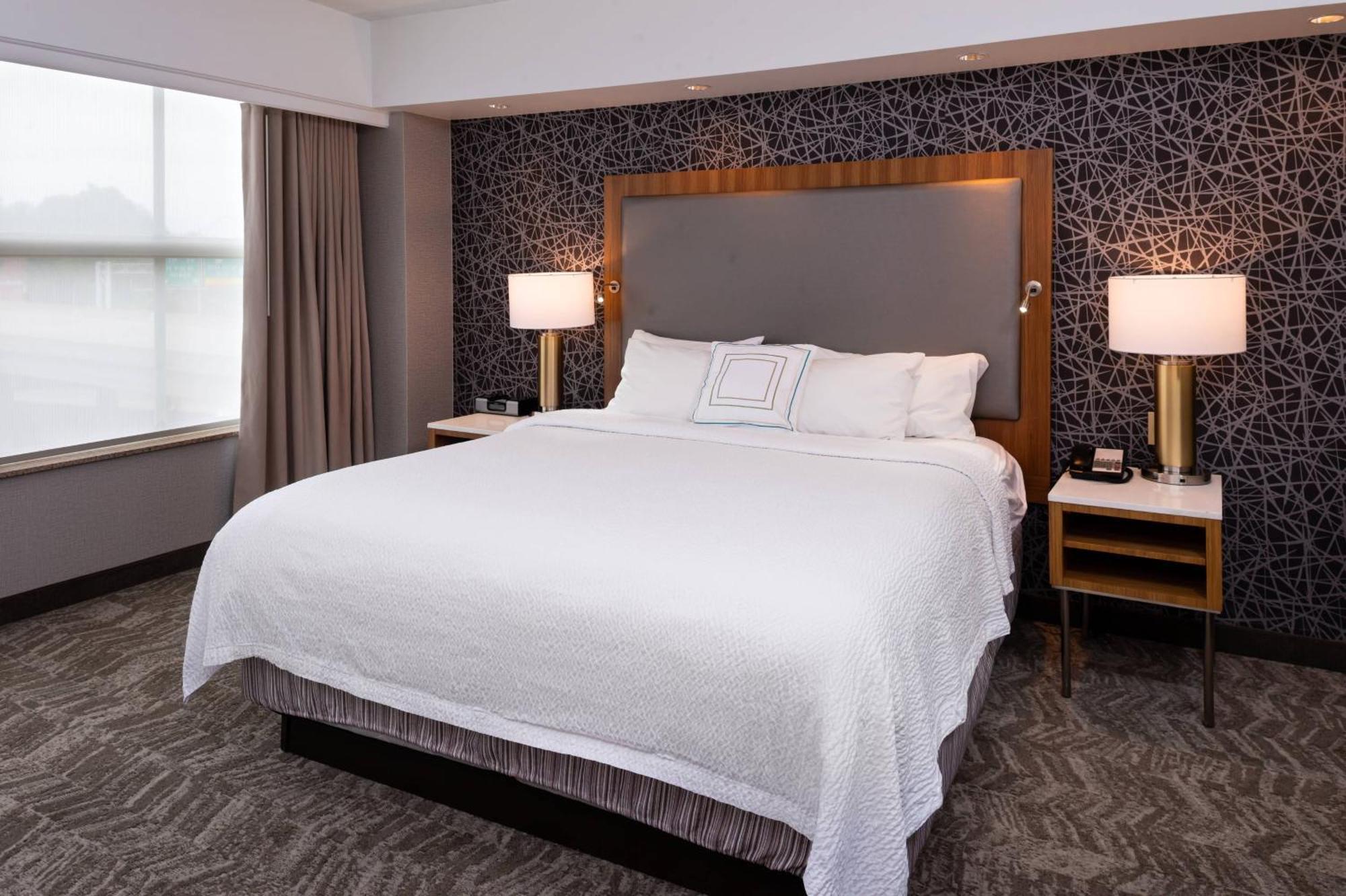 Springhill By Marriott North Shore