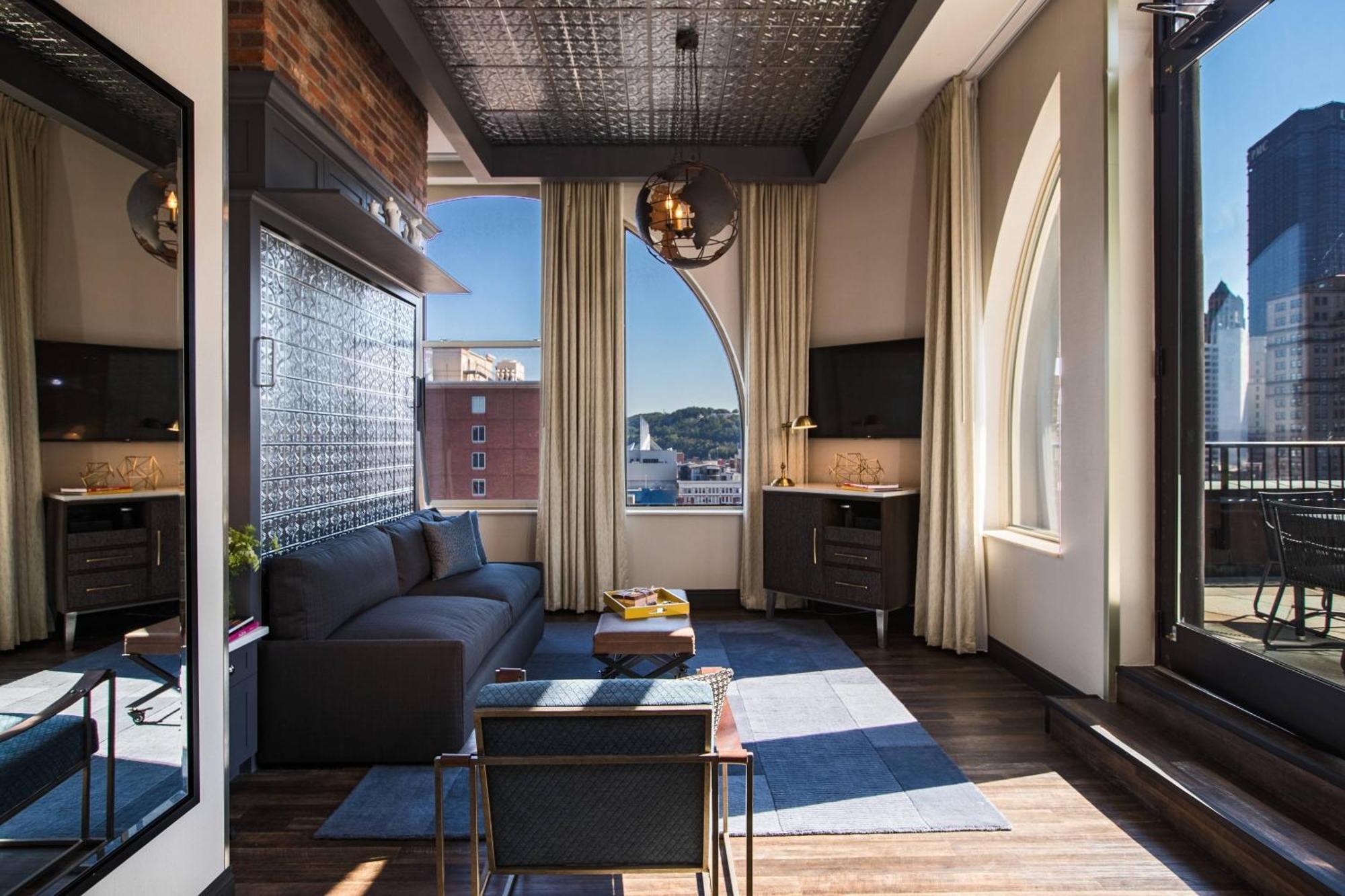 Hotel Renaissance 4*