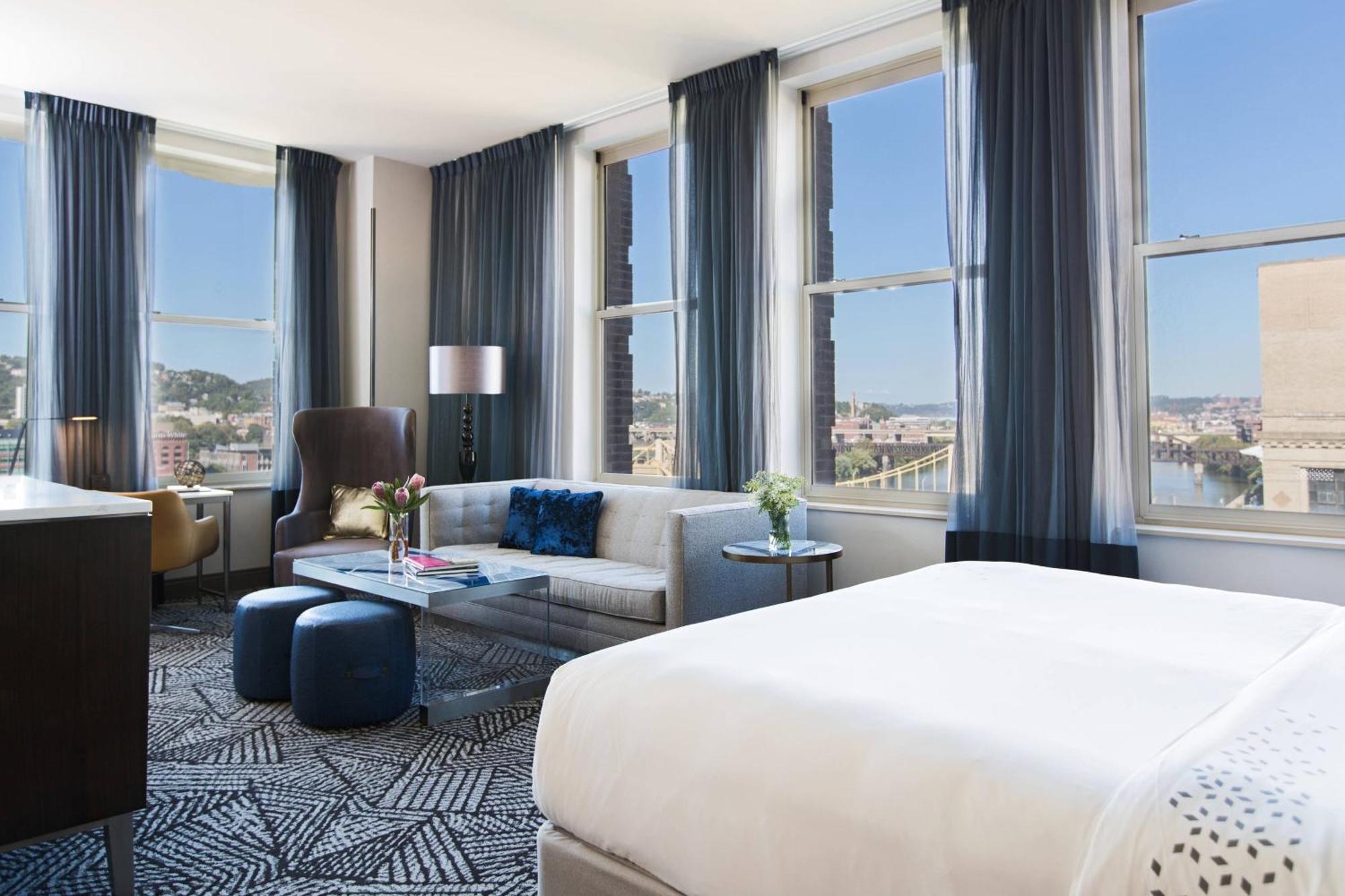 Hotel Renaissance