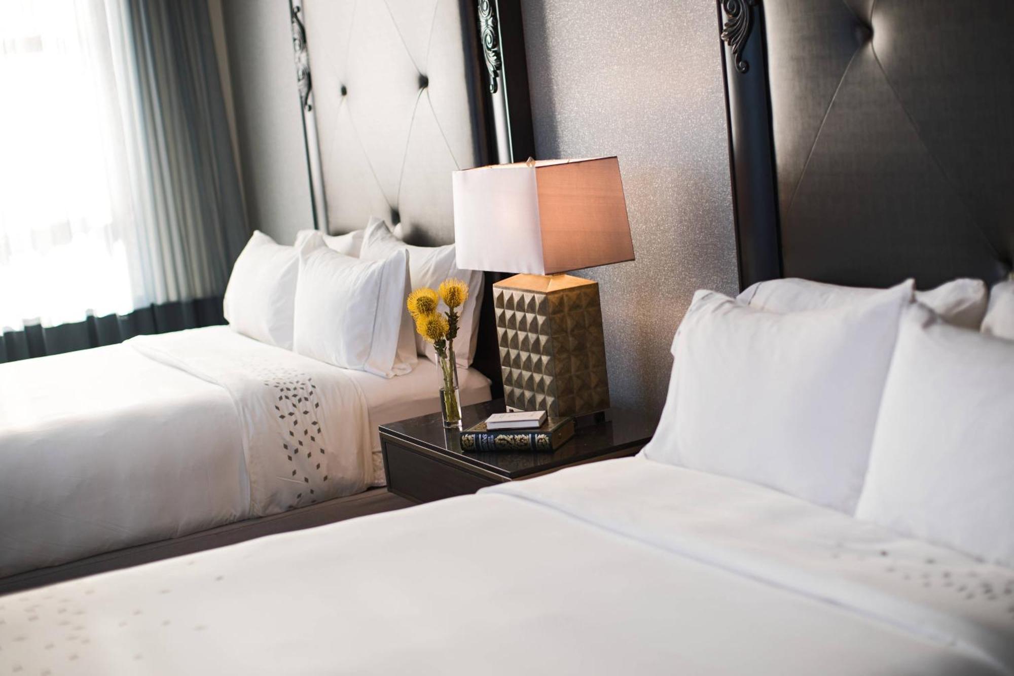 Hotel Renaissance 4*