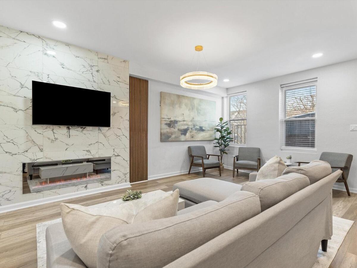 Lawrenceville !5 Spacious And Quiet Three Bedroom With Free Street Parking