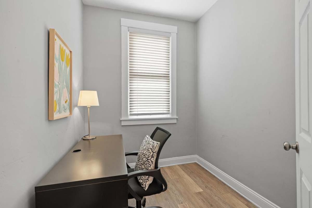 Skyline Views - Luxury 1 Bedroom Apartment Pittsburgh
