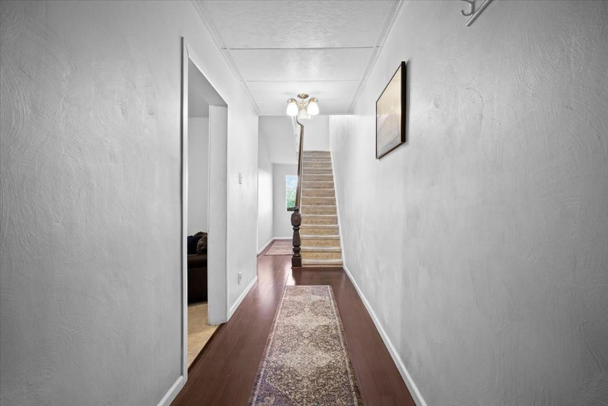 A Million Dollar View And Off Street Parking Holiday home Pittsburgh