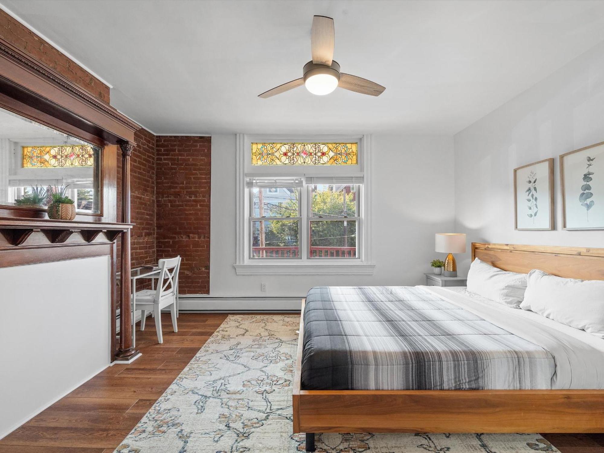 Apartment Shadyside, Pittsburgh, Modern And Accessible 2 Bedroom Unit2 With Free Parking *