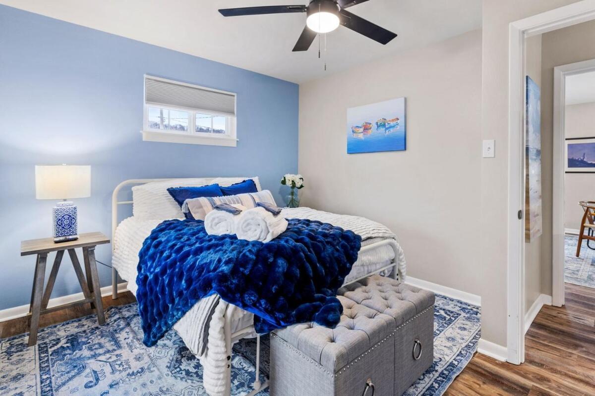 Island Gem-riverfront, Near Rmu Sportscenter-4 Br