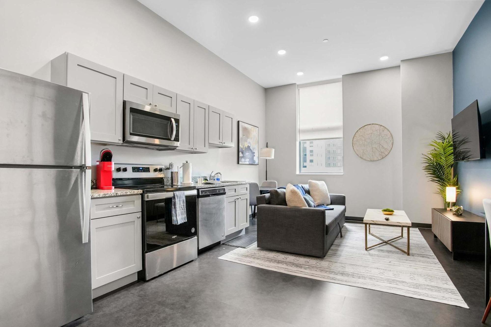 Cozysuites Modern 1br In Downtown Pitts 9 Apartment *